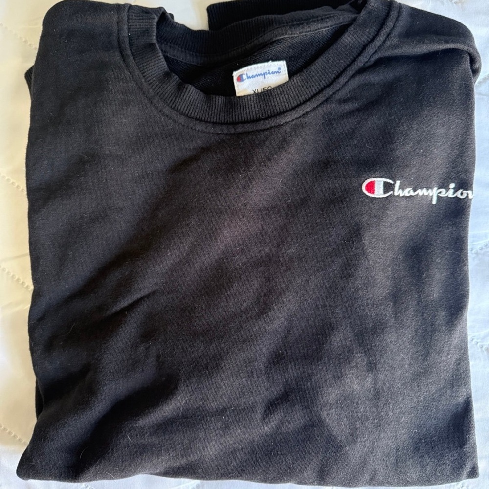 Champion | Long Sleeve Crewneck